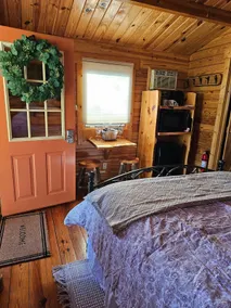 The Retreat on Seneca-Cabin 2 - Image 3