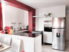Brand new central apartment with garage - Image 3