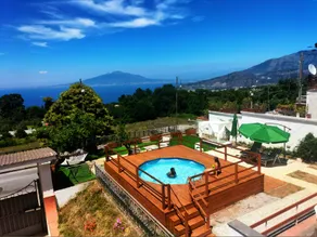 Villa Iaccarino with a View of the Gulf of Naples and Spacious Areas - Image 5