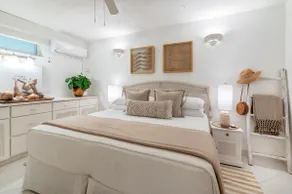 'Summertime’ at 309 Golden View - Image 3