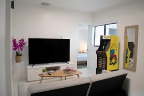 King Bed|Parking|Arcade|Laundry •Brickell•Calle 8• - Image 3