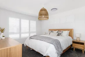 Newly Built Luxury Modern Home - Image 4