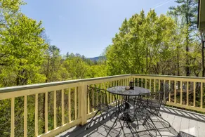 The Great Smoky Mountains Cabin - Image 4