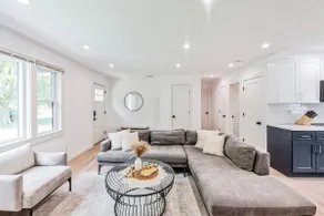 Minutes from the beach, brand new 4 bedroom - Image 2