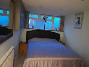 Own Room, En-suite Shower & driveway Parking - Image 3