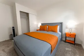 3 King Beds• Clean & Quiet• Luxury Airport Layover - Image 4