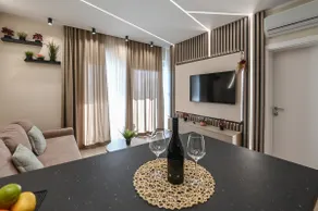 Apartment Olive 2 with a whirlpool - Image 3