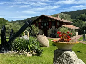 In the middle of nature, close to the city - Image 5