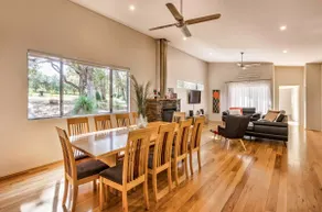 Vintners - modern spacious, 5 bdrm, nature setting - Image 5
