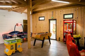 Air-conditioned bungalow 5* Campsite - Image 2