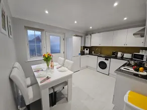 Fully accessible bungalow by the Beach - Image 5
