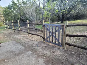 Cedar Ridge Log Cabin on 14 acres - Image 3