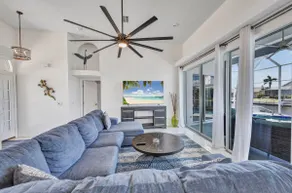 AMAZING!! Remodeled Punta Gorda waterfront home; HEATED SALT POOL; golf nearby - Image 3