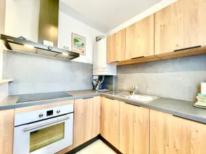 Duplex with Balcony I 200 m from Beach I Parking - Image 4
