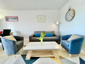 Duplex with Balcony I 200 m from Beach I Parking - Image 5