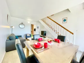 Duplex with Balcony I 200 m from Beach I Parking - Image 2