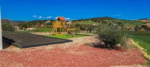 villa with pool and children's playground - Image 3
