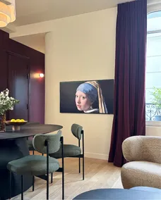 Stunning Luxury 3BR in Paris, Haut-Marais with AC - Image 3