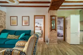 Charming country house-authentic tradition - Image 3