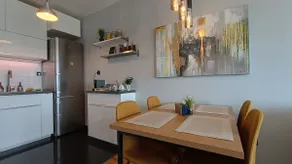 Modern Comfort near Airport, The Mall, TechPark by KeyBox - Image 4