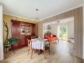 2 bedroom house, garden - Image 2