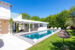 Villa Les Peupliers with pool by the sea - Image 2