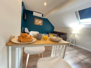 Danton, cozy and warm, close to city center - Image 2