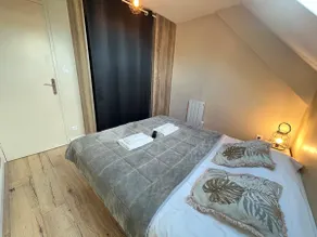 Danton, cozy and warm, close to city center - Image 3