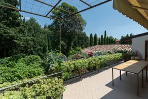 Giardino Giusti House & Court - Image 3