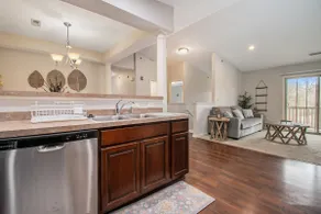 Mishawaka Serenity: Modern 2 BR Gem - Image 2