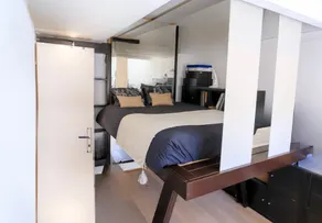 The Little Venice of the Alps, Ultra center.1 to 5 VIP - Image 3