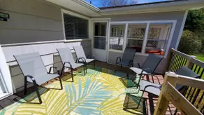 Central Kingston/Greenwood Sleeps 6 - Image 4