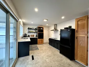 Central Kingston/Greenwood Sleeps 6 - Image 5