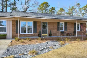 Modern Retreat! Safe, Central & Family Friendly! - Image 2