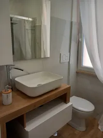 La Dolce Vita Holiday Home - Image 5