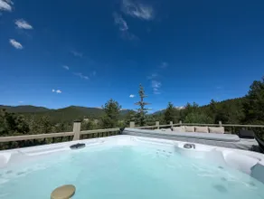 Alpine Meadows - Hot Tub - Sauna - Views - Image 2
