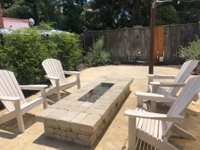 Home Squared-Downtown with Fire Pit - Image 4