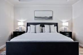 Fully Updated Home, King Bed, w/Hot Tub - Image 5