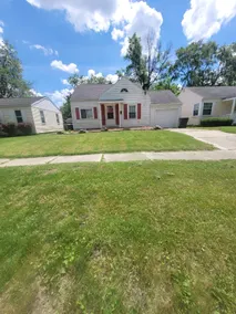 North end 2 bed/1 bath Cape Cod - Image 2