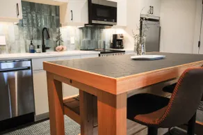 Five Firs Suite: Stories Beach, Campbell River - Image 3