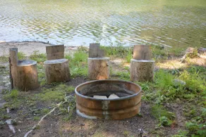 Lakeside Living - Image 2
