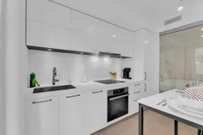 RentX|Yorkville 1-Bed Suite - WiFi/Pool/Gym - Image 3