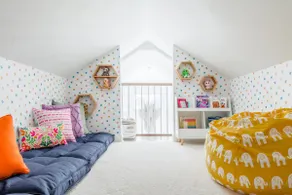 Bee's Knees | Ritzy, 1924 Chicago Bungalow - Image 3