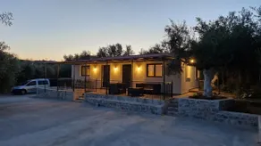 George's Country Guesthouse - Image 2