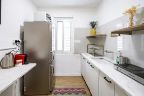 Nachlat Binyamin. Top location ! Big apartment - Image 4