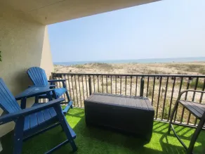 Gorgeous Beachfront! King Bed, Direct Ocean View! - Image 2