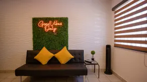 ”California” cozy, private and quiet. - Image 2