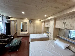 Hilltop Barog Home - Image 4