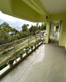 Hilltop Barog Home - Image 2