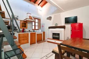 Panoramic Loft | Terrace with Apuan Alps View & A/C - Image 3